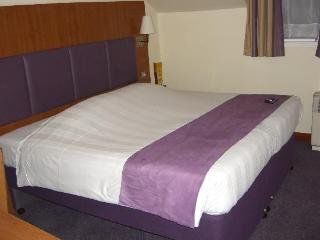 Premier Inn London Heathrow M4/J4 Hillingdon Exteriör bild